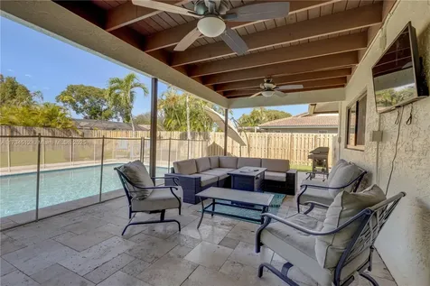 440 NW 94th Lane Coral Springs FL 33071