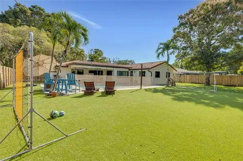 440 NW 94th Lane Coral Springs FL 33071