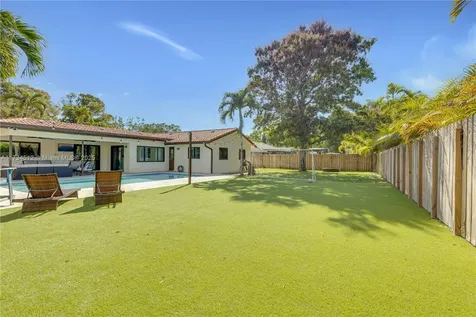 440 NW 94th Lane Coral Springs FL 33071