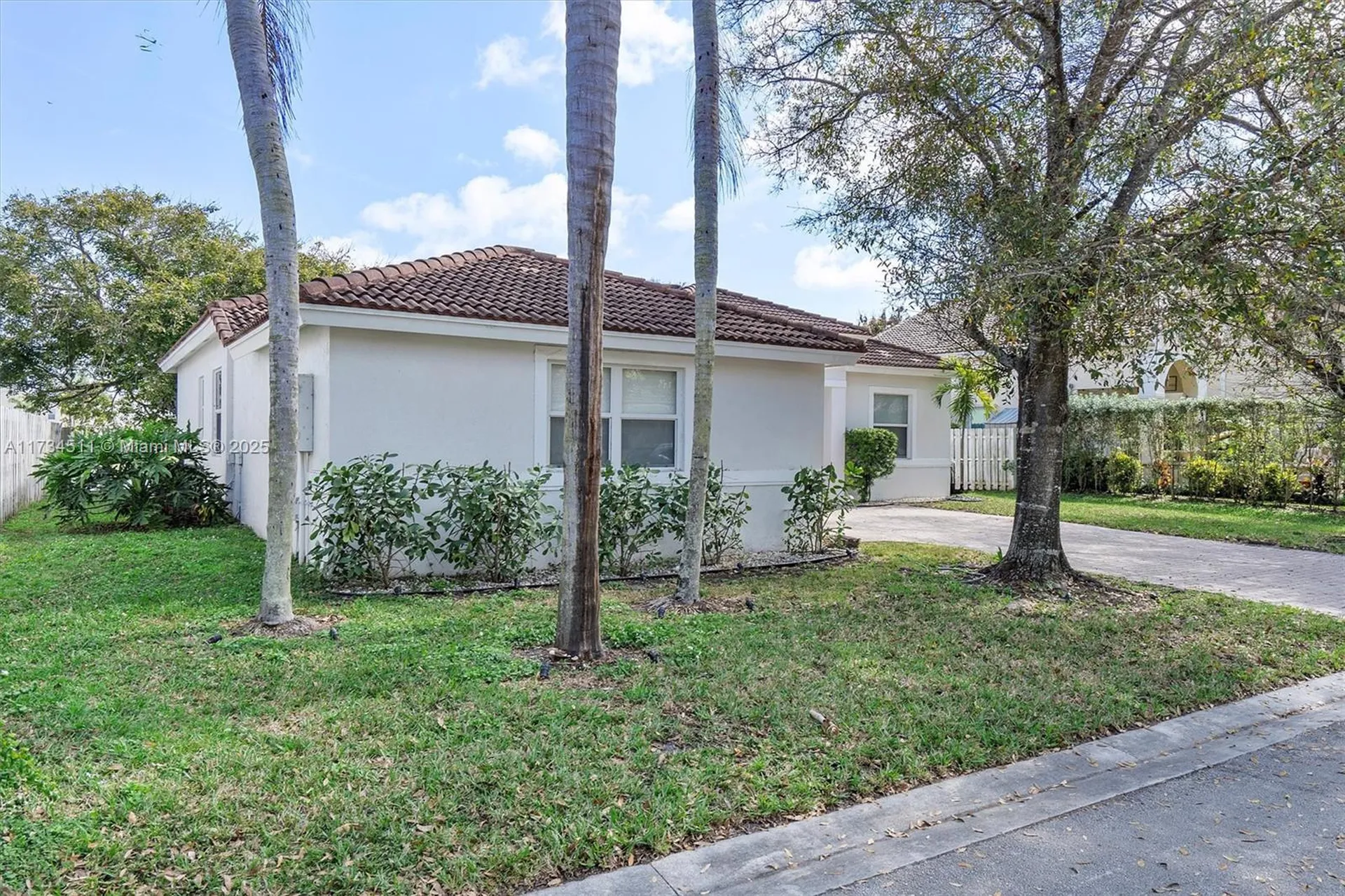 5312 SW 34th Way Hollywood FL 33312