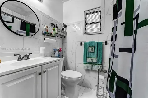 4351 NW 14th Street Lauderhill FL 33313