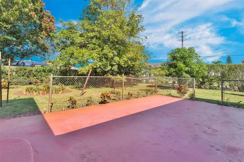 4351 NW 14th Street Lauderhill FL 33313
