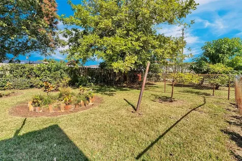 4351 NW 14th Street Lauderhill FL 33313