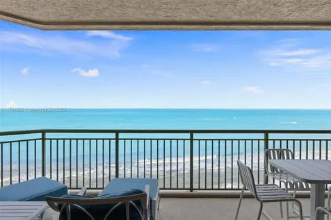 4330 N Highway A1a Hutchinson Island FL 34949