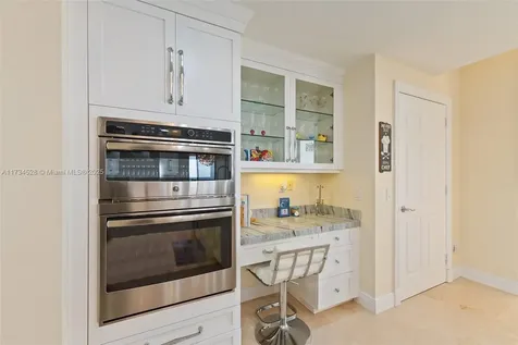 4330 N Highway A1a Hutchinson Island FL 34949