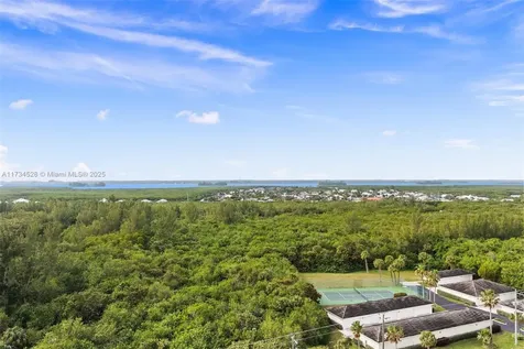 4330 N Highway A1a Hutchinson Island FL 34949