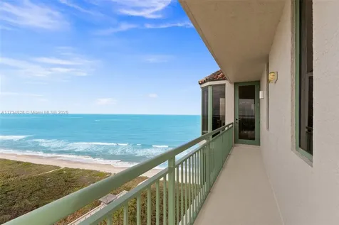 4330 N Highway A1a Hutchinson Island FL 34949