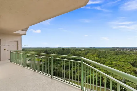 4330 N Highway A1a Hutchinson Island FL 34949