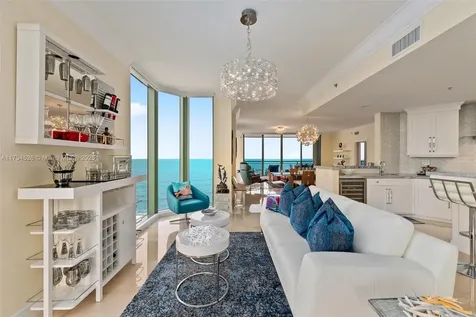 4330 N Highway A1a Hutchinson Island FL 34949
