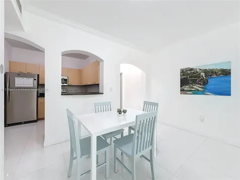 9172 Collins Avenue Surfside FL 33154