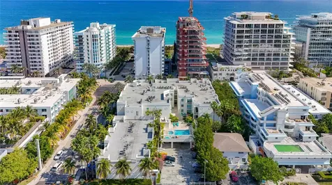 9172 Collins Avenue Surfside FL 33154