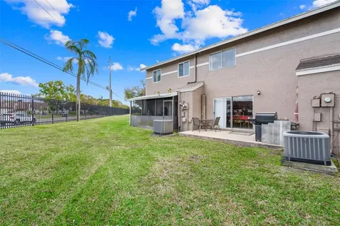 1463 Sussex Drive North Lauderdale FL 33068