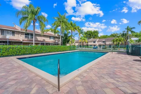 1463 Sussex Drive North Lauderdale FL 33068