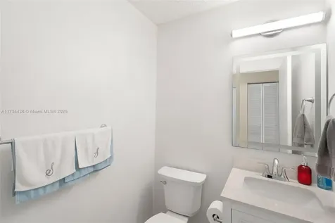 1463 Sussex Drive North Lauderdale FL 33068