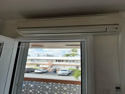 Hallandale Beach FL 33009
