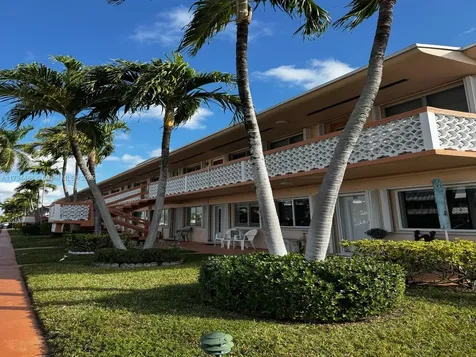 Hallandale Beach FL 33009