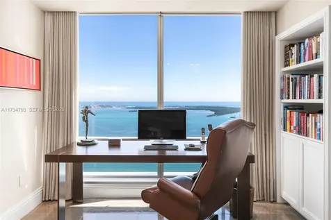 1425 Brickell Avenue Miami FL 33131