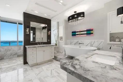 1425 Brickell Avenue Miami FL 33131