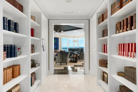 1425 Brickell Avenue Miami FL 33131