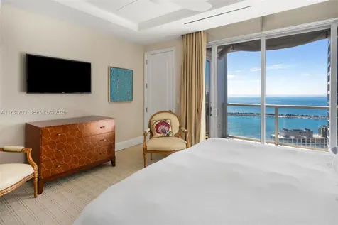 1425 Brickell Avenue Miami FL 33131