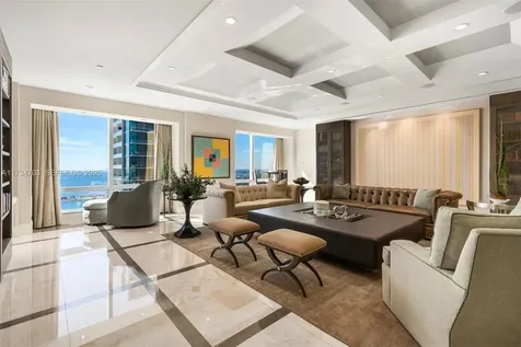 1425 Brickell Avenue Miami FL 33131