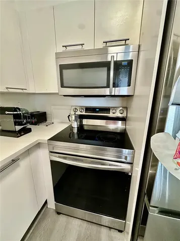 7441 Wayne Avenue North Bay Village FL 33141