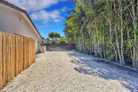 12121 SW 94th Street Miami FL 33186