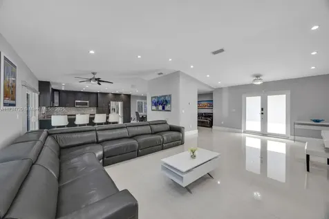 12121 SW 94th Street Miami FL 33186