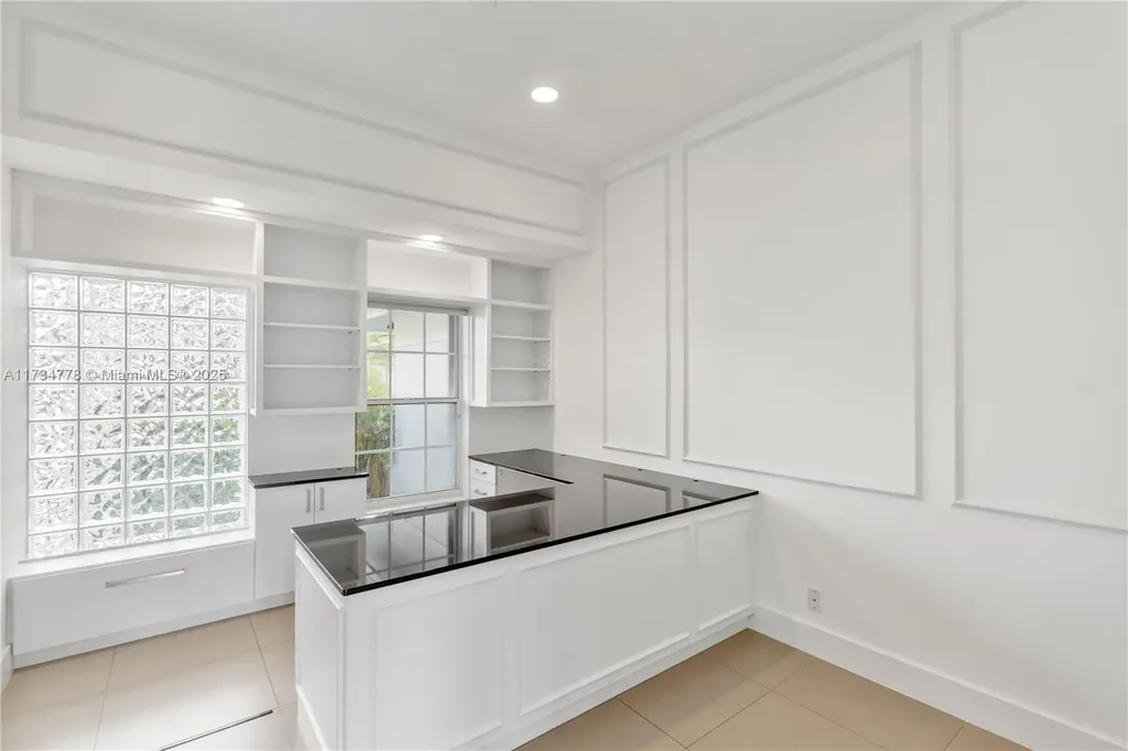 10575 E Key Drive Boca Raton FL 33498