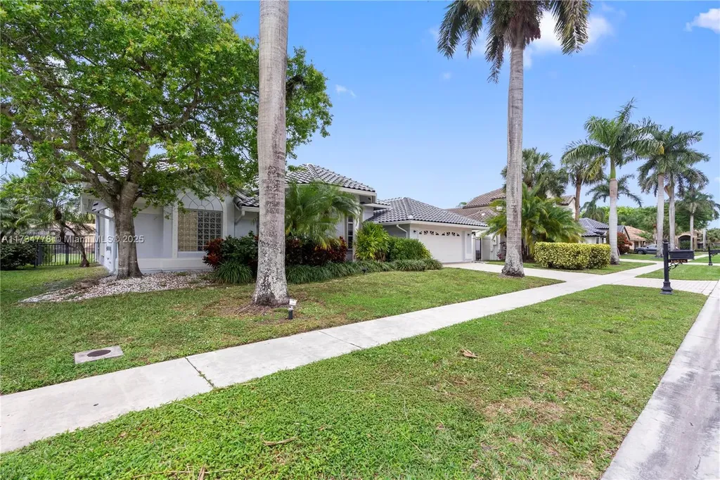10575 E Key Drive Boca Raton FL 33498