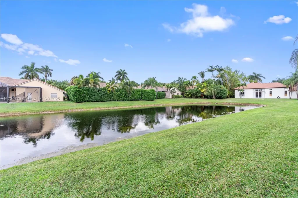 10575 E Key Drive Boca Raton FL 33498