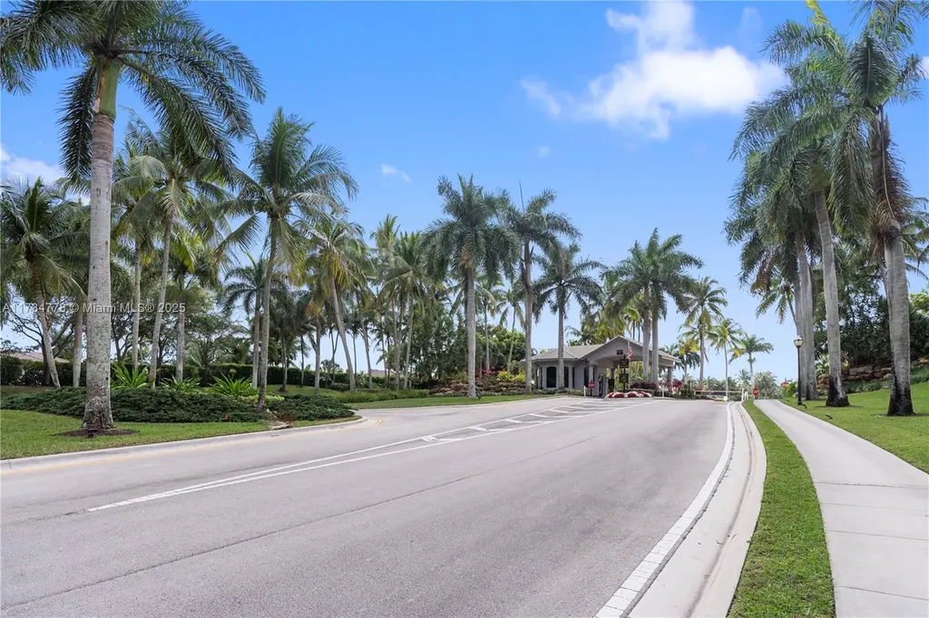 10575 E Key Drive Boca Raton FL 33498