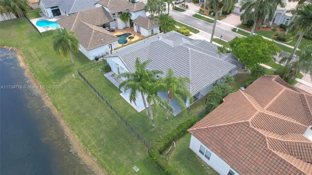 10575 E Key Drive Boca Raton FL 33498