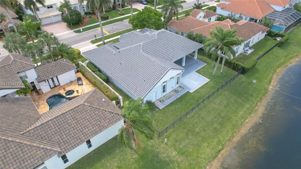 10575 E Key Drive Boca Raton FL 33498