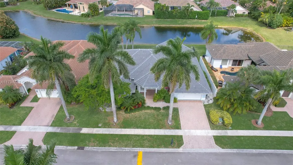 10575 E Key Drive Boca Raton FL 33498