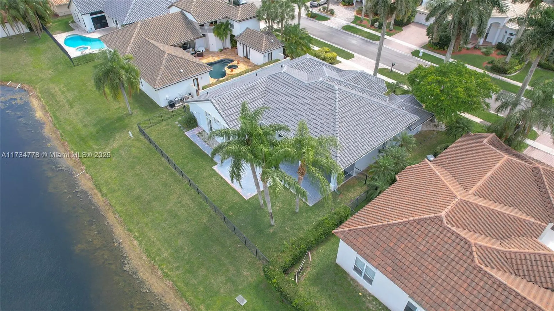 10575 E Key Drive Boca Raton FL 33498