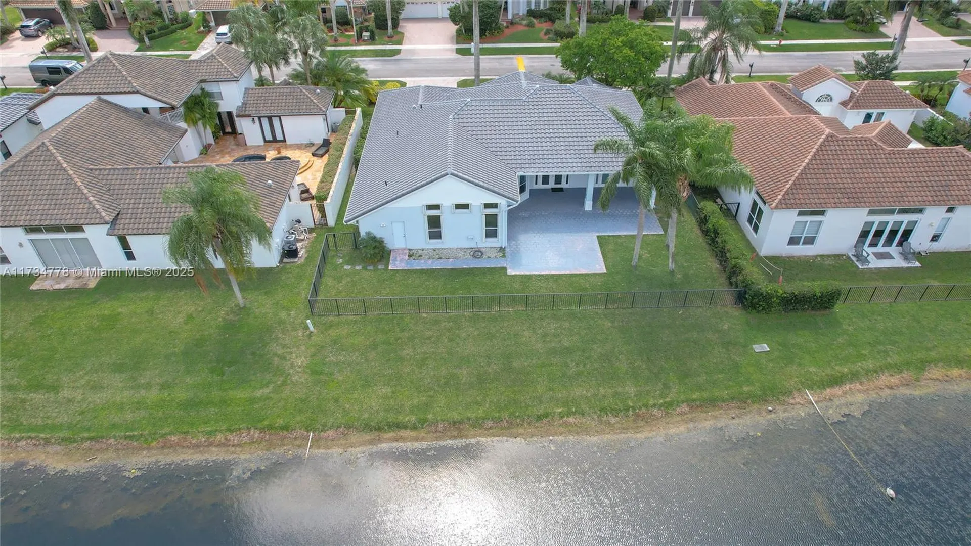 10575 E Key Drive Boca Raton FL 33498