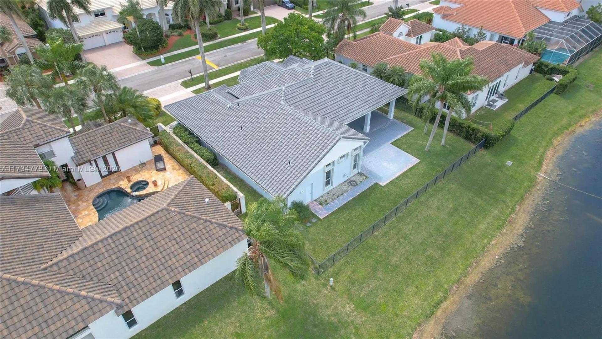 10575 E Key Drive Boca Raton FL 33498