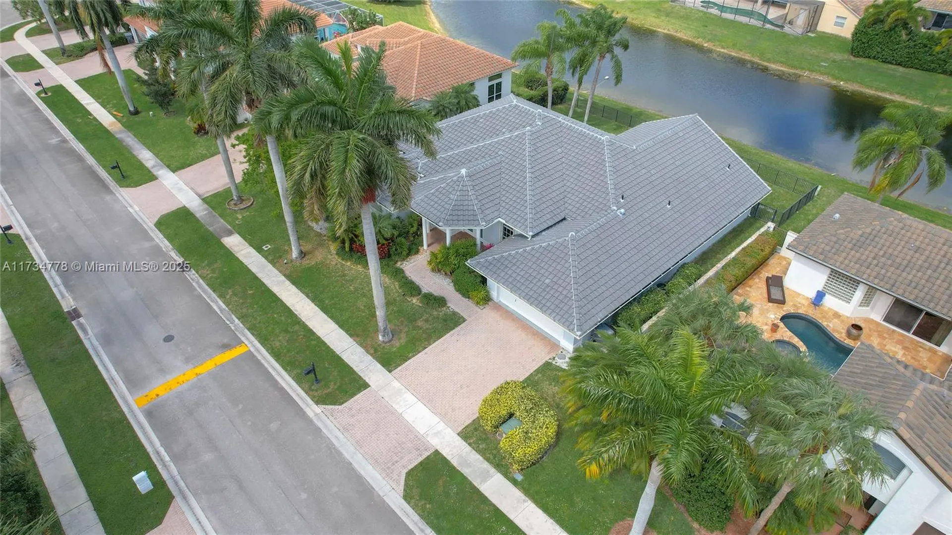 10575 E Key Drive Boca Raton FL 33498