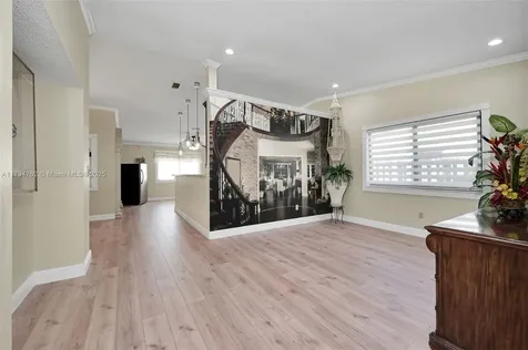 8538 SW 207th Terrace Cutler Bay FL 33189
