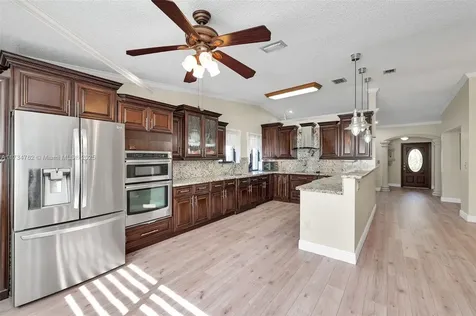 8538 SW 207th Terrace Cutler Bay FL 33189