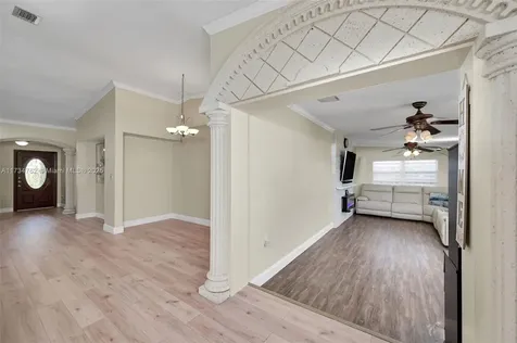 8538 SW 207th Terrace Cutler Bay FL 33189
