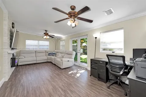 8538 SW 207th Terrace Cutler Bay FL 33189