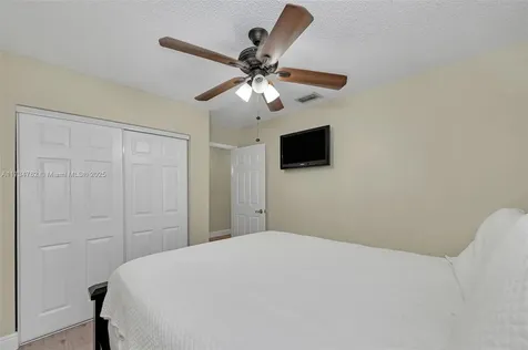 8538 SW 207th Terrace Cutler Bay FL 33189