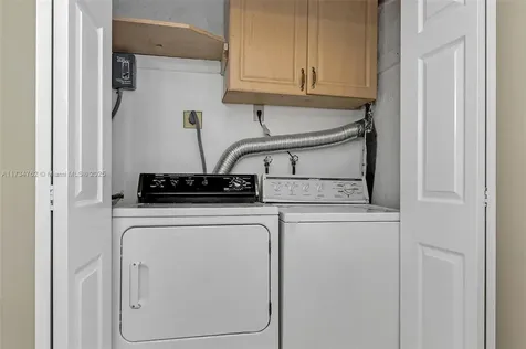 8538 SW 207th Terrace Cutler Bay FL 33189