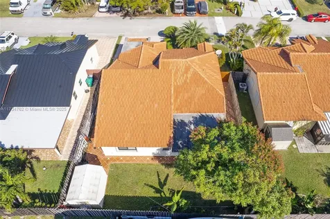 8538 SW 207th Terrace Cutler Bay FL 33189