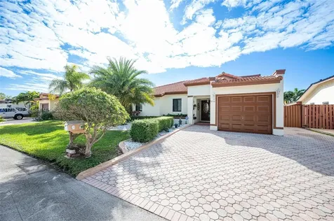 8538 SW 207th Terrace Cutler Bay FL 33189