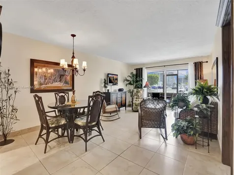 2600 Diana Drive Hallandale Beach FL 33009