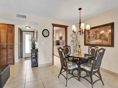 2600 Diana Drive Hallandale Beach FL 33009