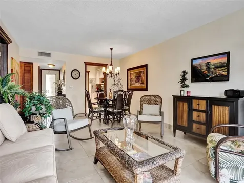 2600 Diana Drive Hallandale Beach FL 33009